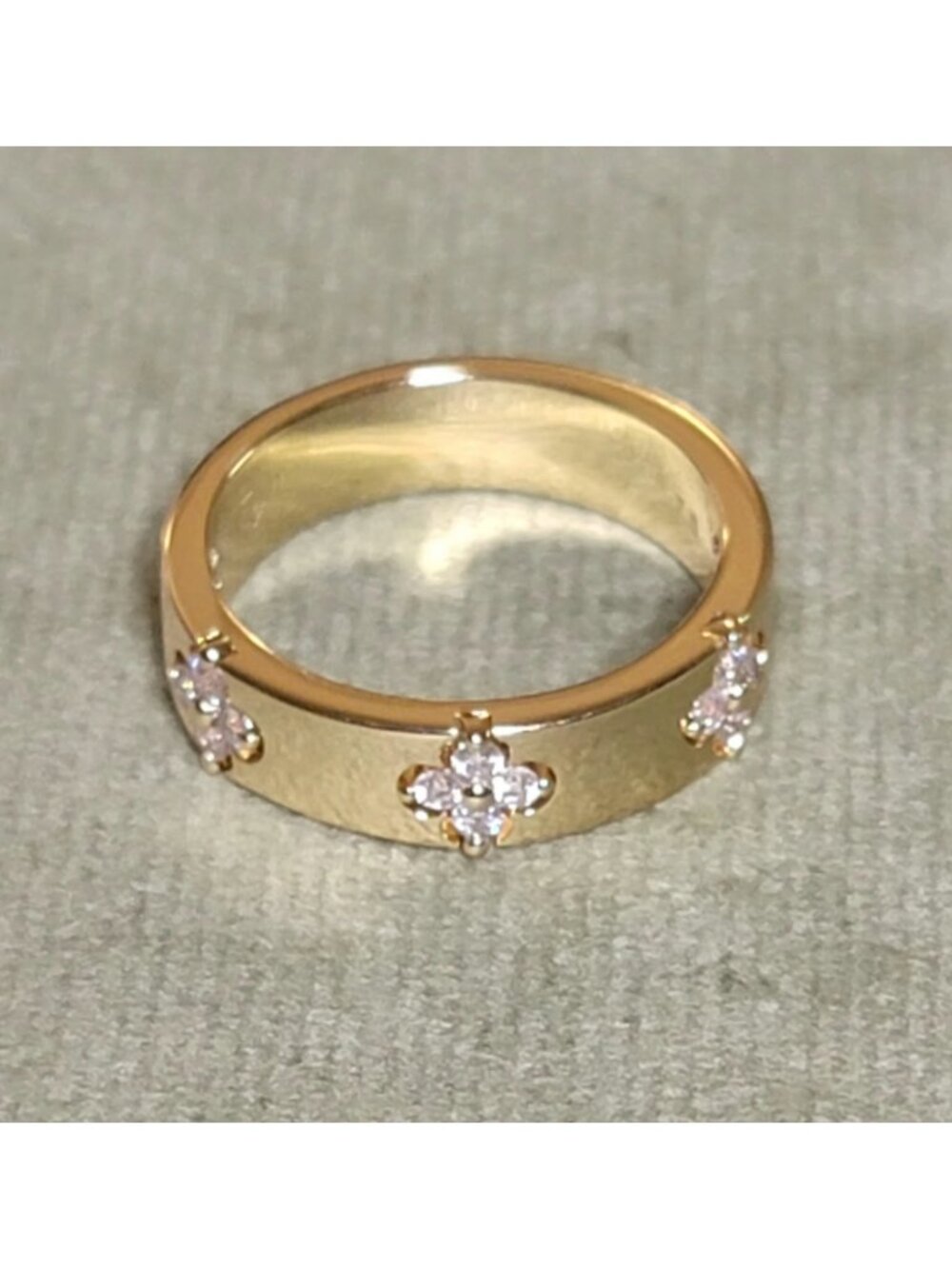 14K Gold Plated Clover Moissanite Ring Size 7.5 NWT